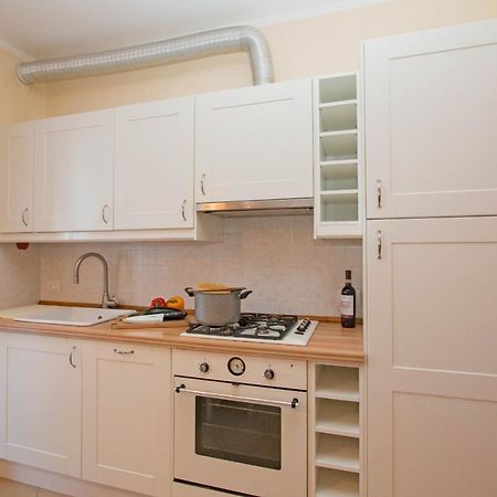 Baglio Degli Ulivi 3 Apartment By Wonderful Italy Сирмионе Экстерьер фото